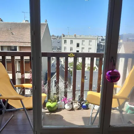 Chez Coco, 7 Persons, Triangle D'or, Hypercentre Deauville